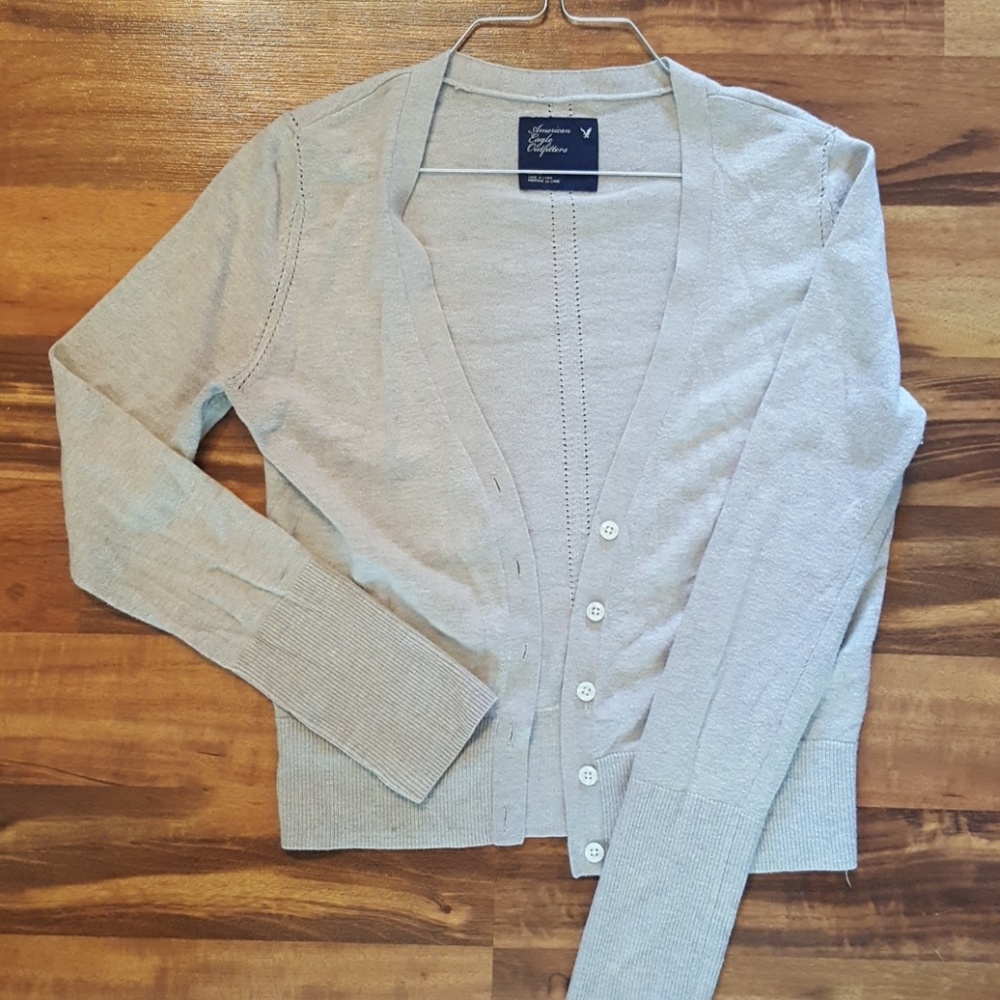 American Eagle light brown cardigan